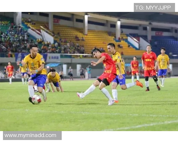 马丁内利远射世界波破门激情滑跪斯凯利巧妙助攻闪耀全场